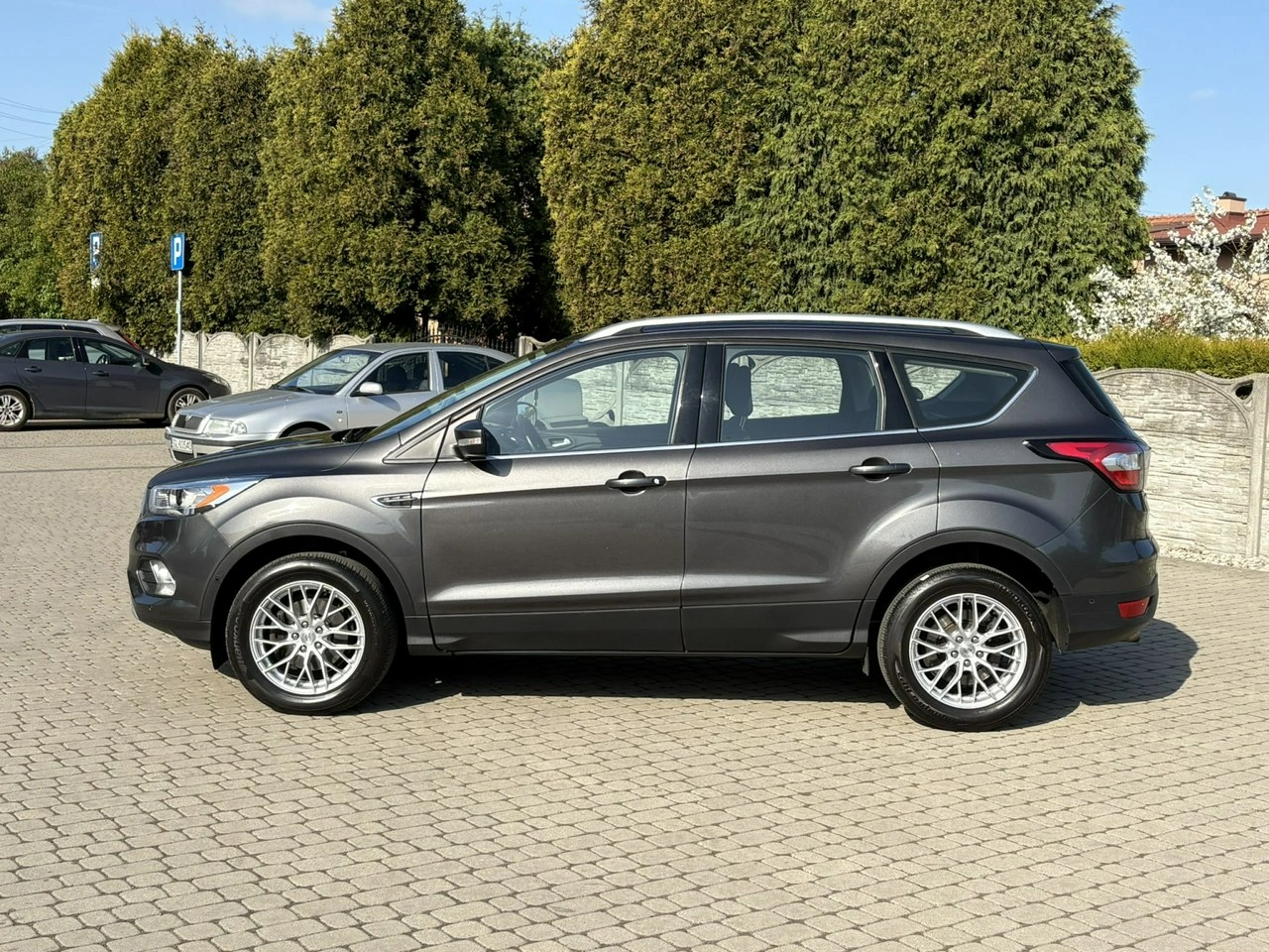 Ford Kuga - Zdjęcie 3