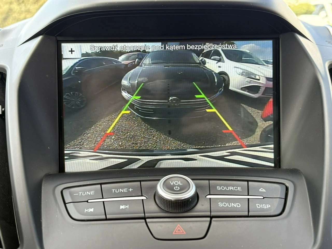 Ford Kuga - Zdjęcie 30