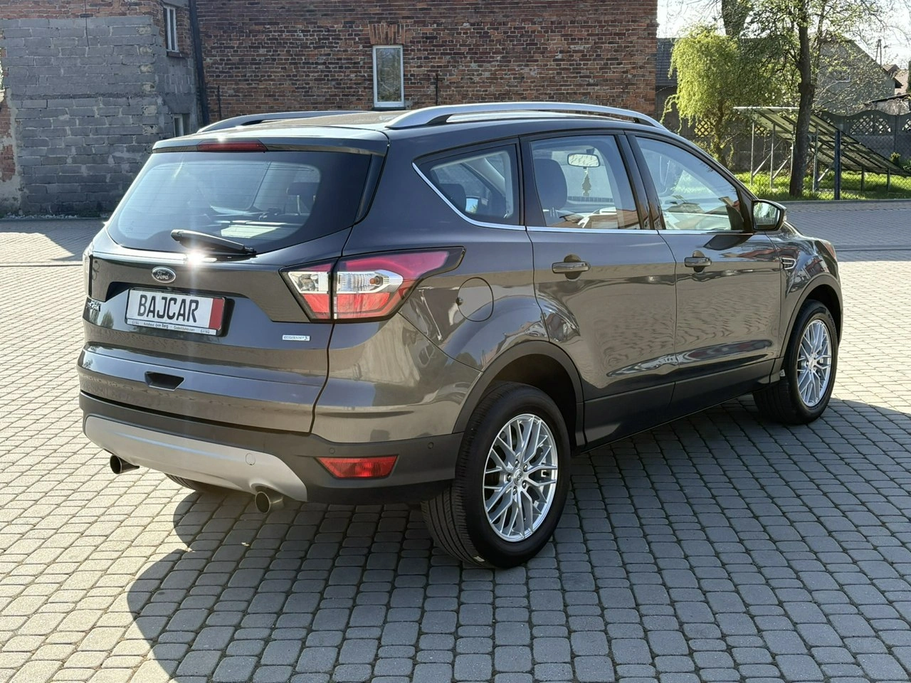Ford Kuga - Zdjęcie 6