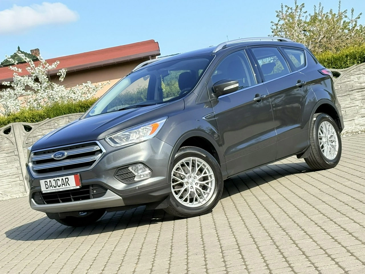 Ford Kuga - Główne zdjęcie