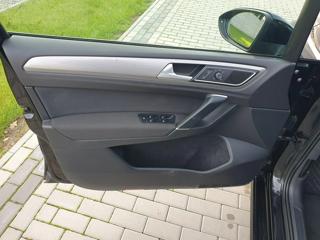 Volkswagen Golf Sportsvan - Zdjęcie 17