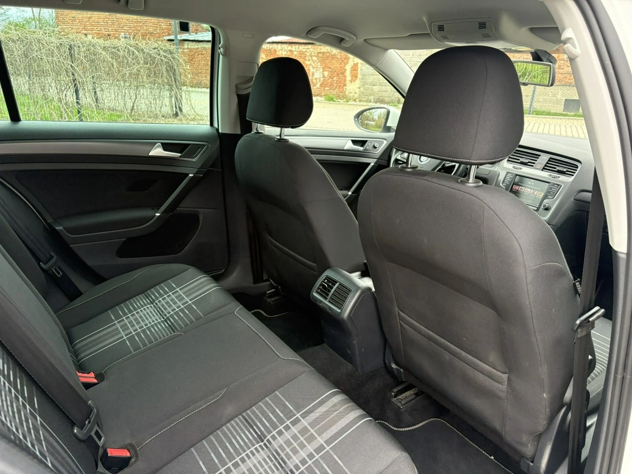 Volkswagen Golf - Zdjęcie 11