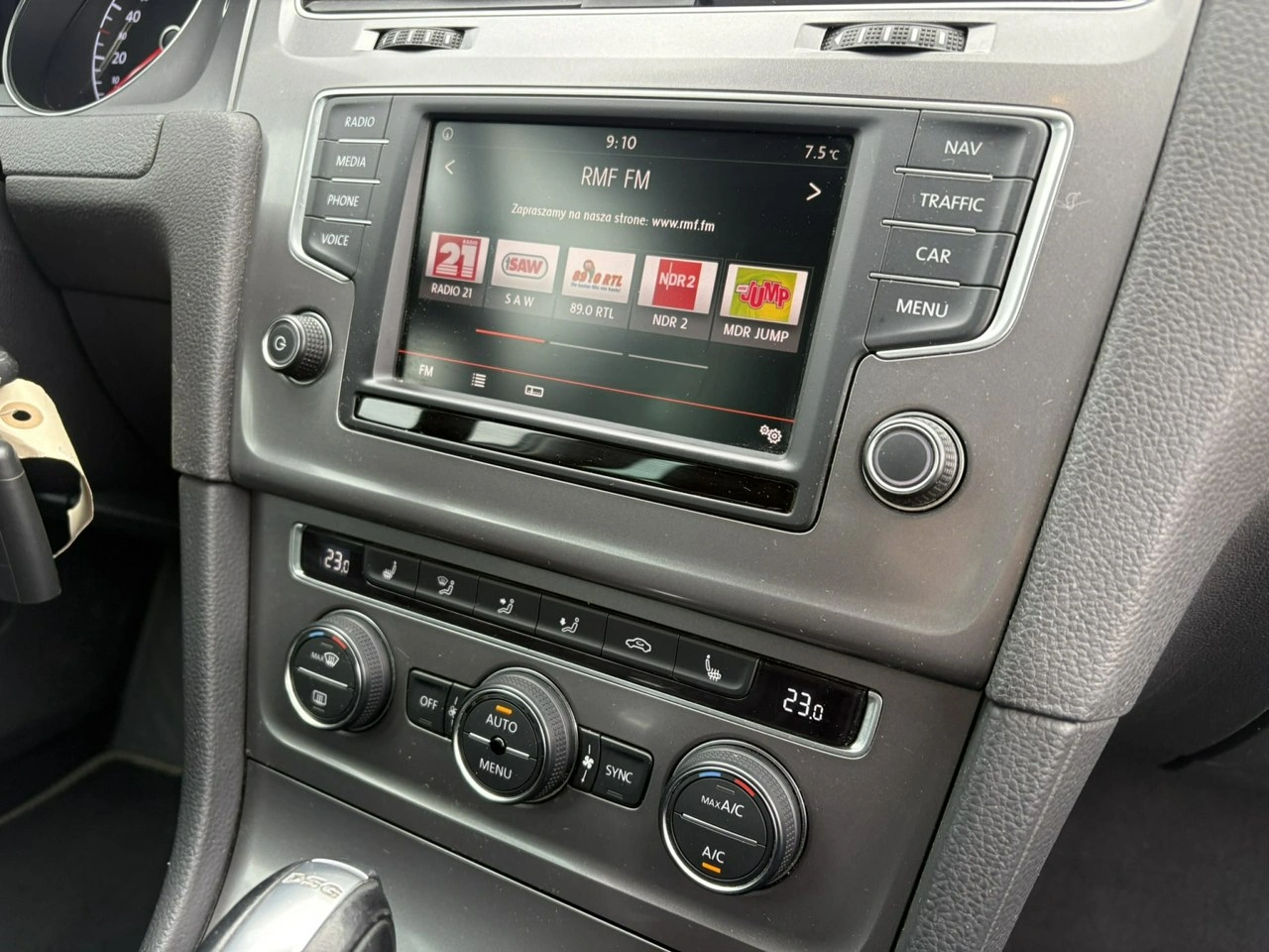 Volkswagen Golf - Zdjęcie 14