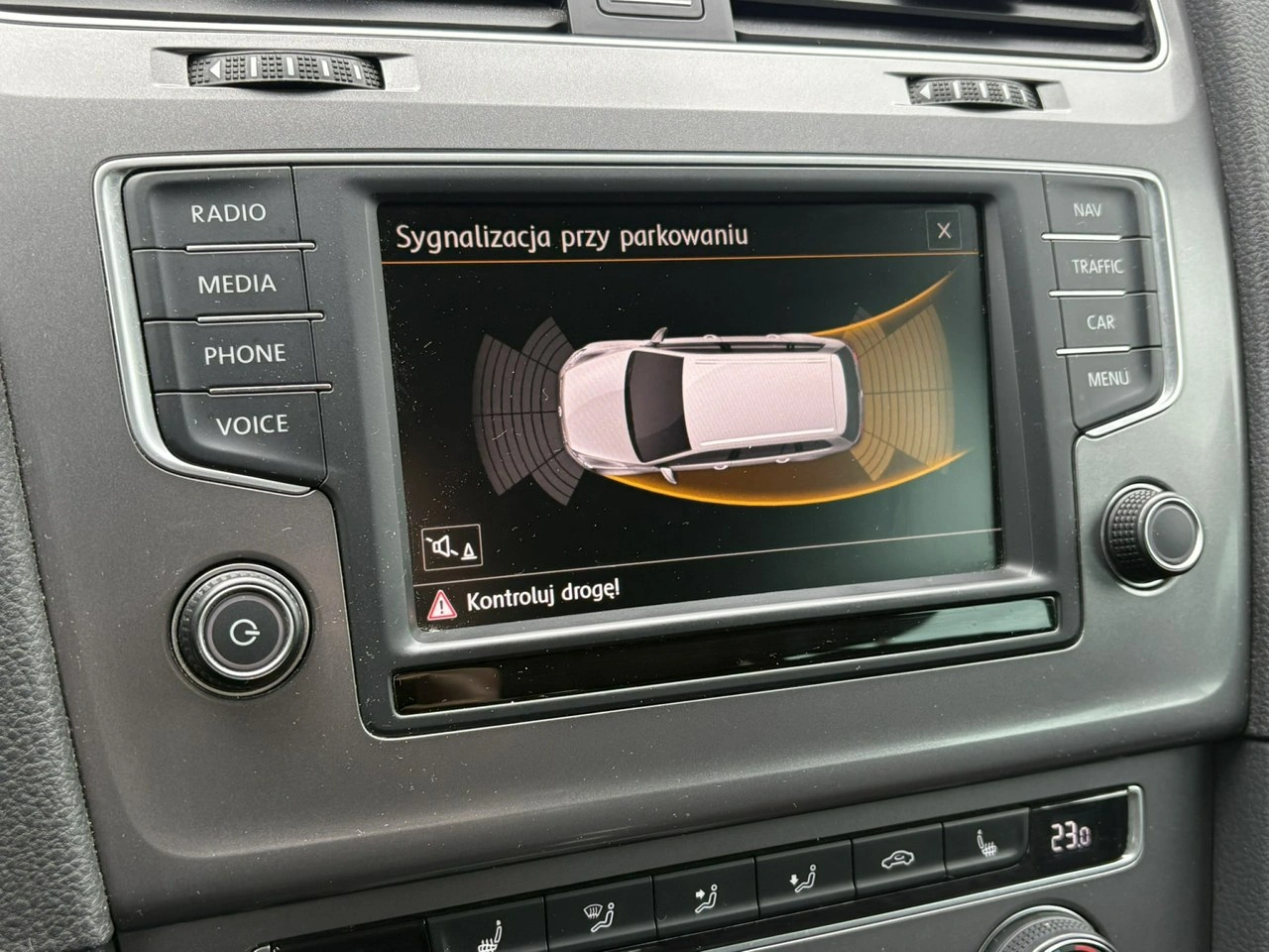 Volkswagen Golf - Zdjęcie 20