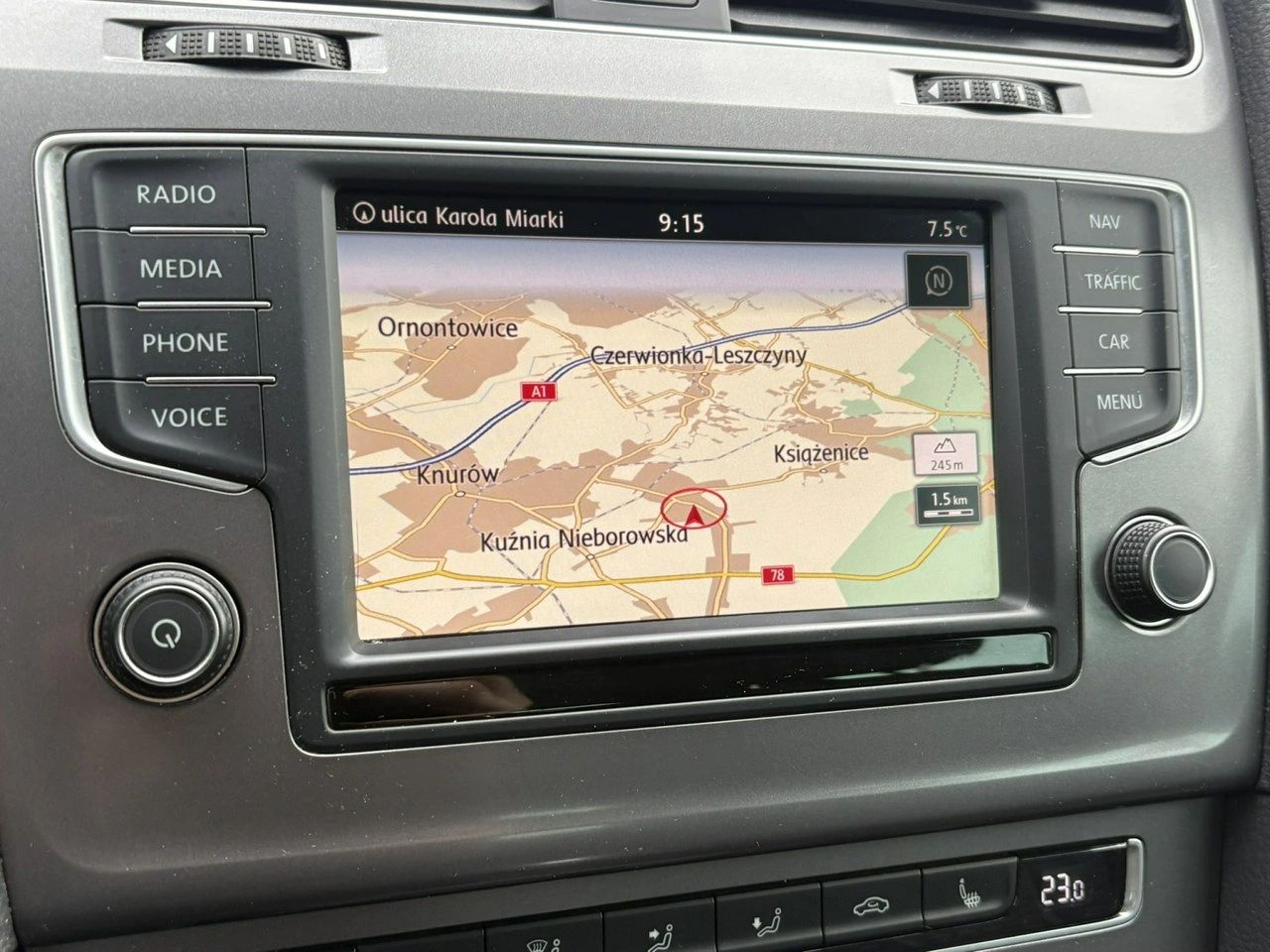 Volkswagen Golf - Zdjęcie 26