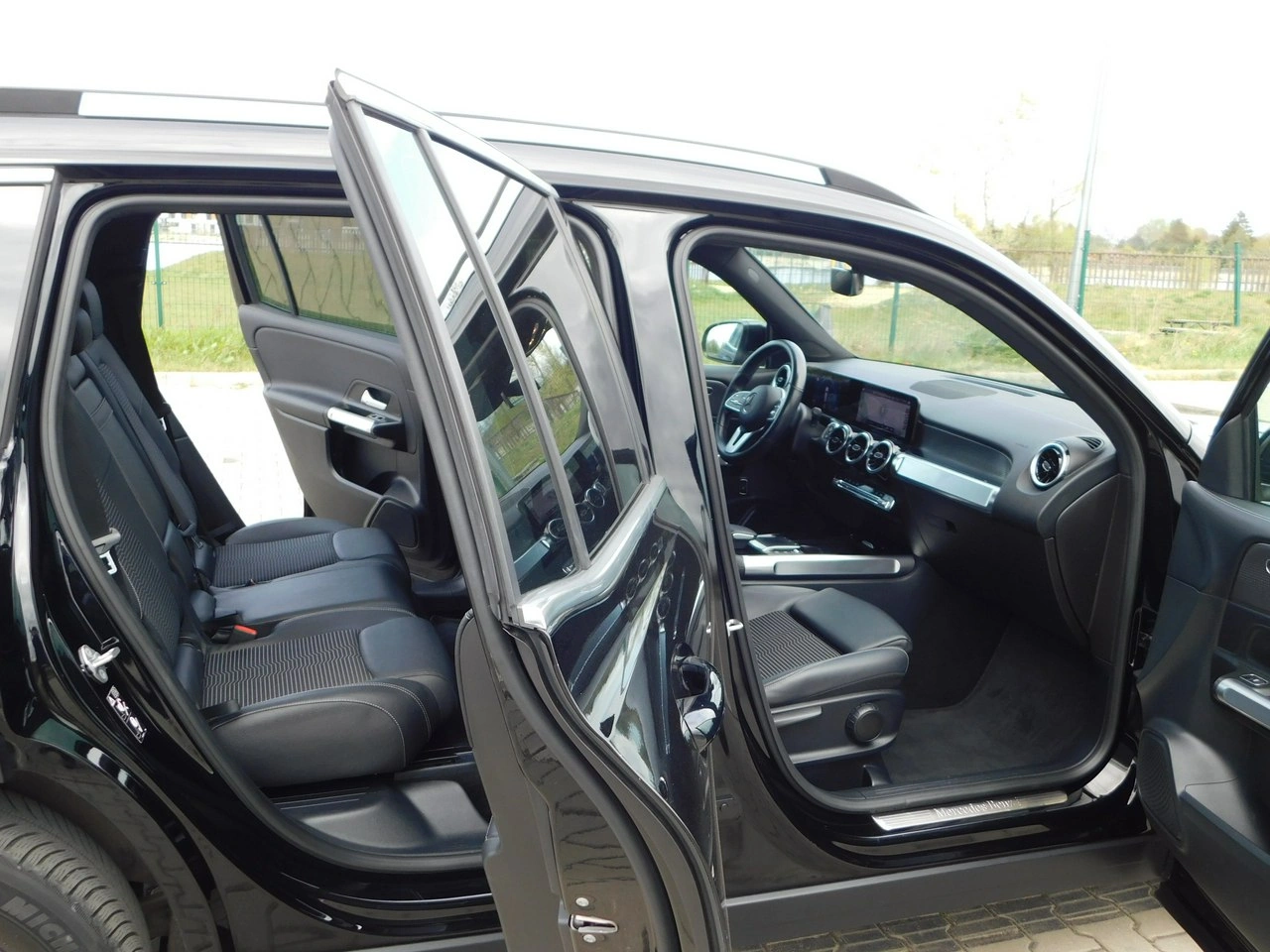 Mercedes GLB - Zdjęcie 10