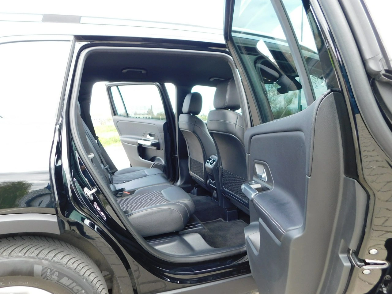 Mercedes GLB - Zdjęcie 11