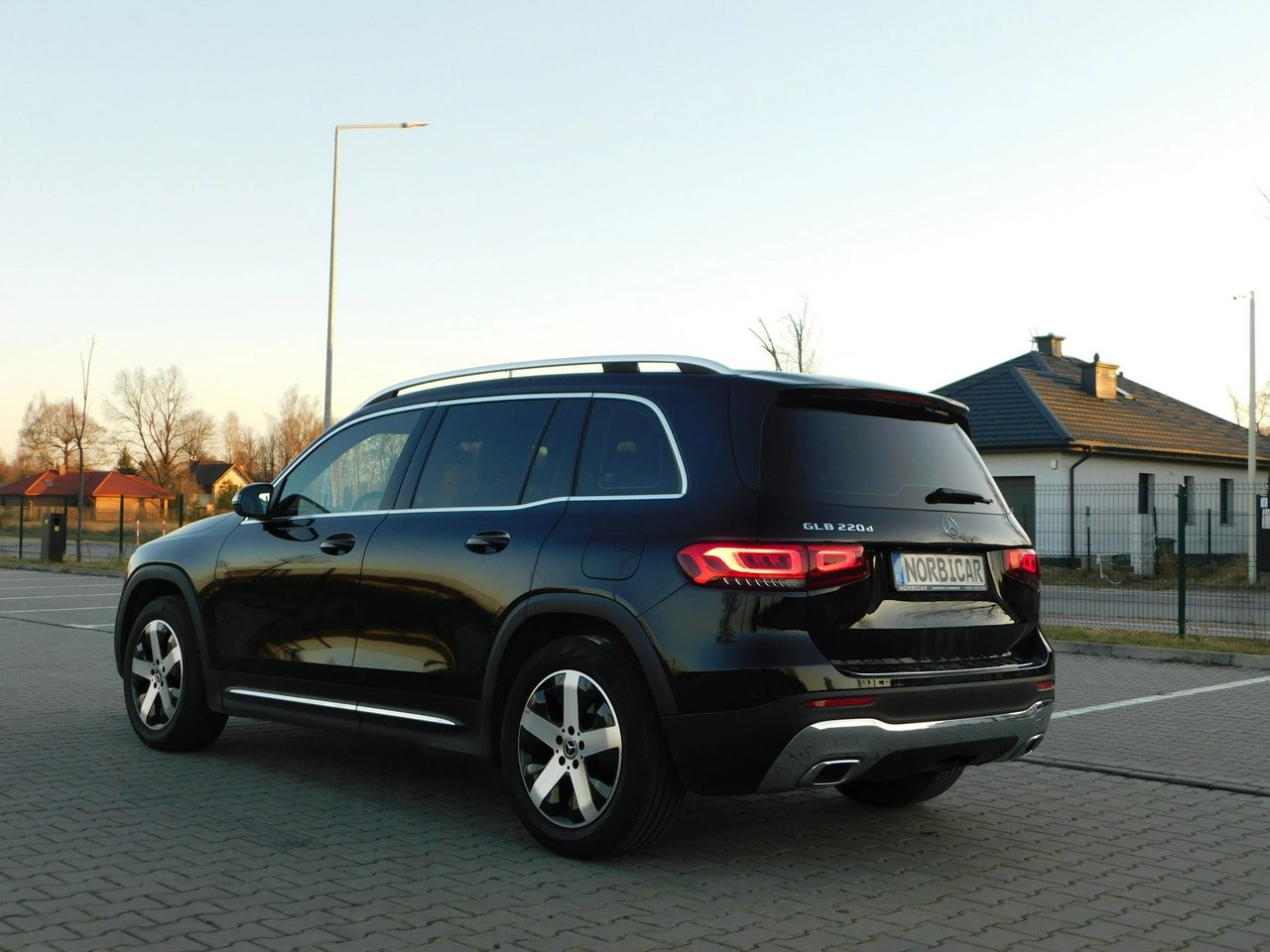 Mercedes GLB - Zdjęcie 2