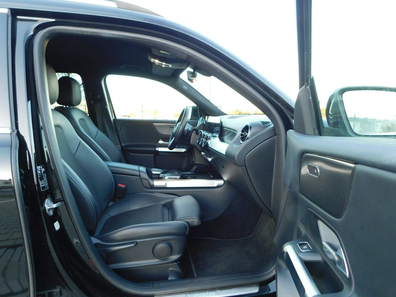 Mercedes GLB - Zdjęcie 8