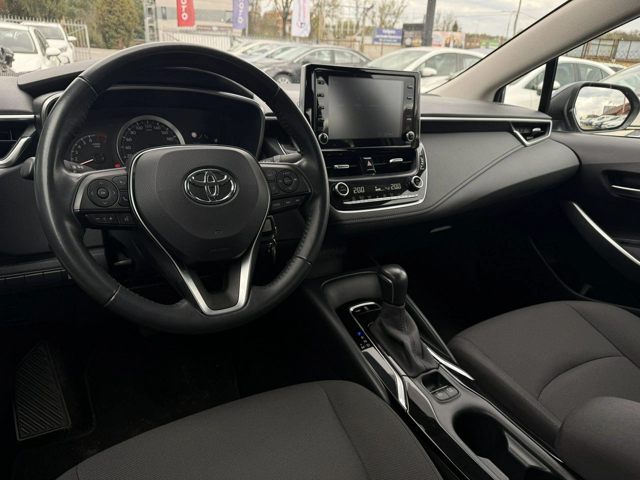 Toyota Corolla - Zdjęcie 13