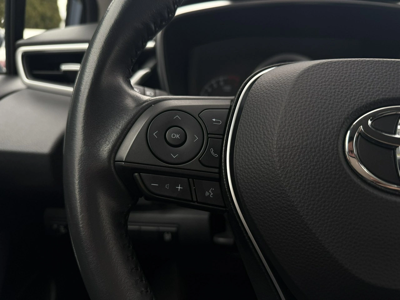 Toyota Corolla - Zdjęcie 16