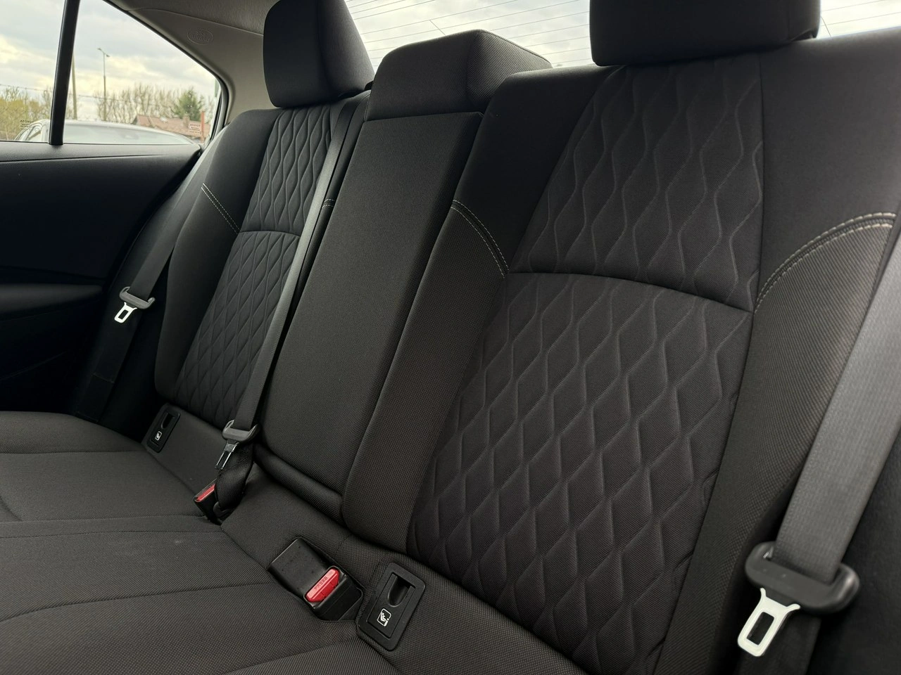 Toyota Corolla - Zdjęcie 31