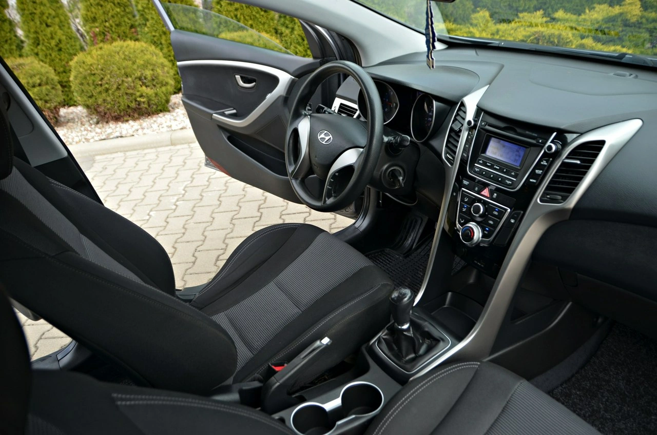 Hyundai i30 - Zdjęcie 24