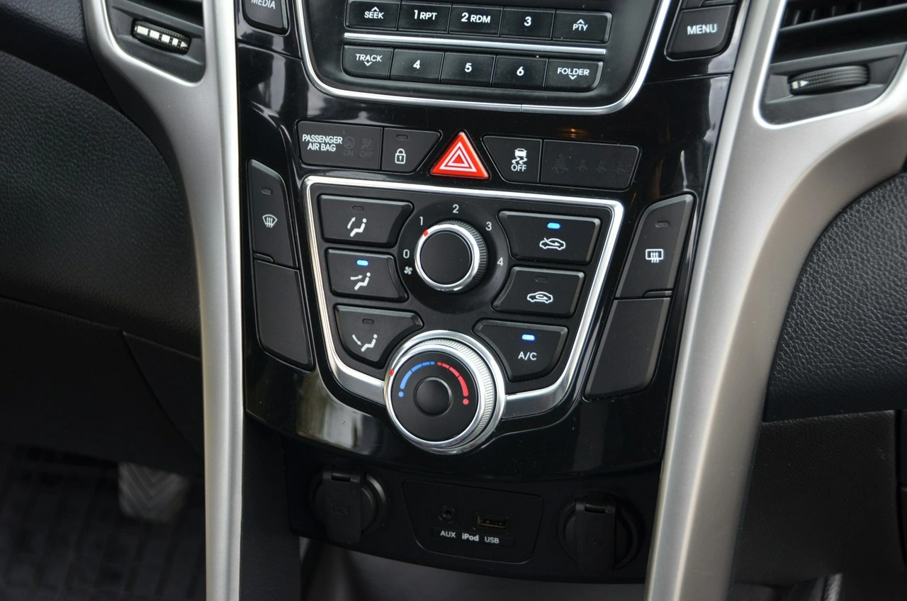 Hyundai i30 - Zdjęcie 35