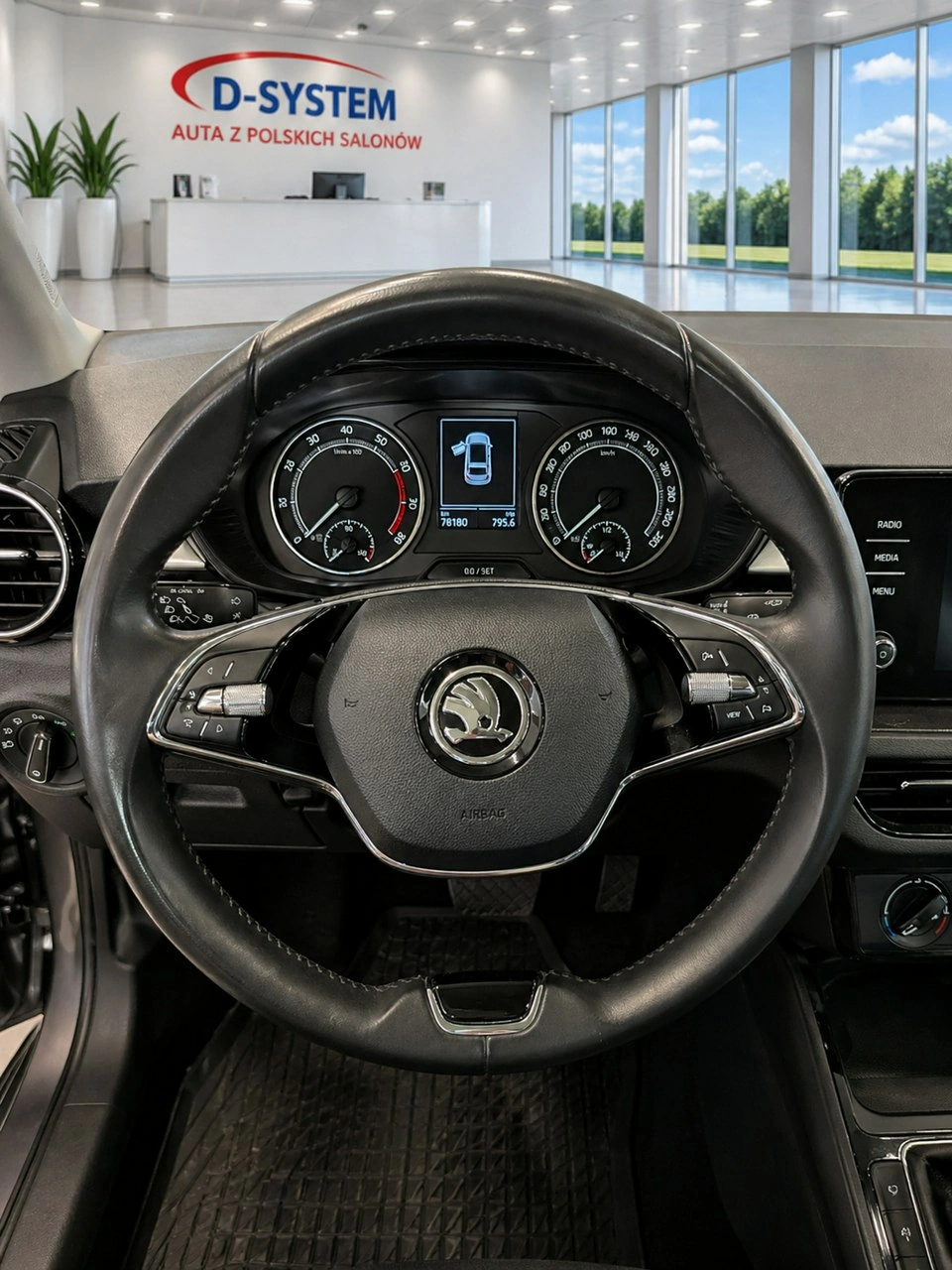 Skoda Fabia - Zdjęcie 10