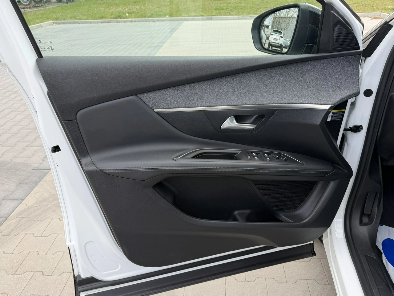 Peugeot 3008 - Zdjęcie 13