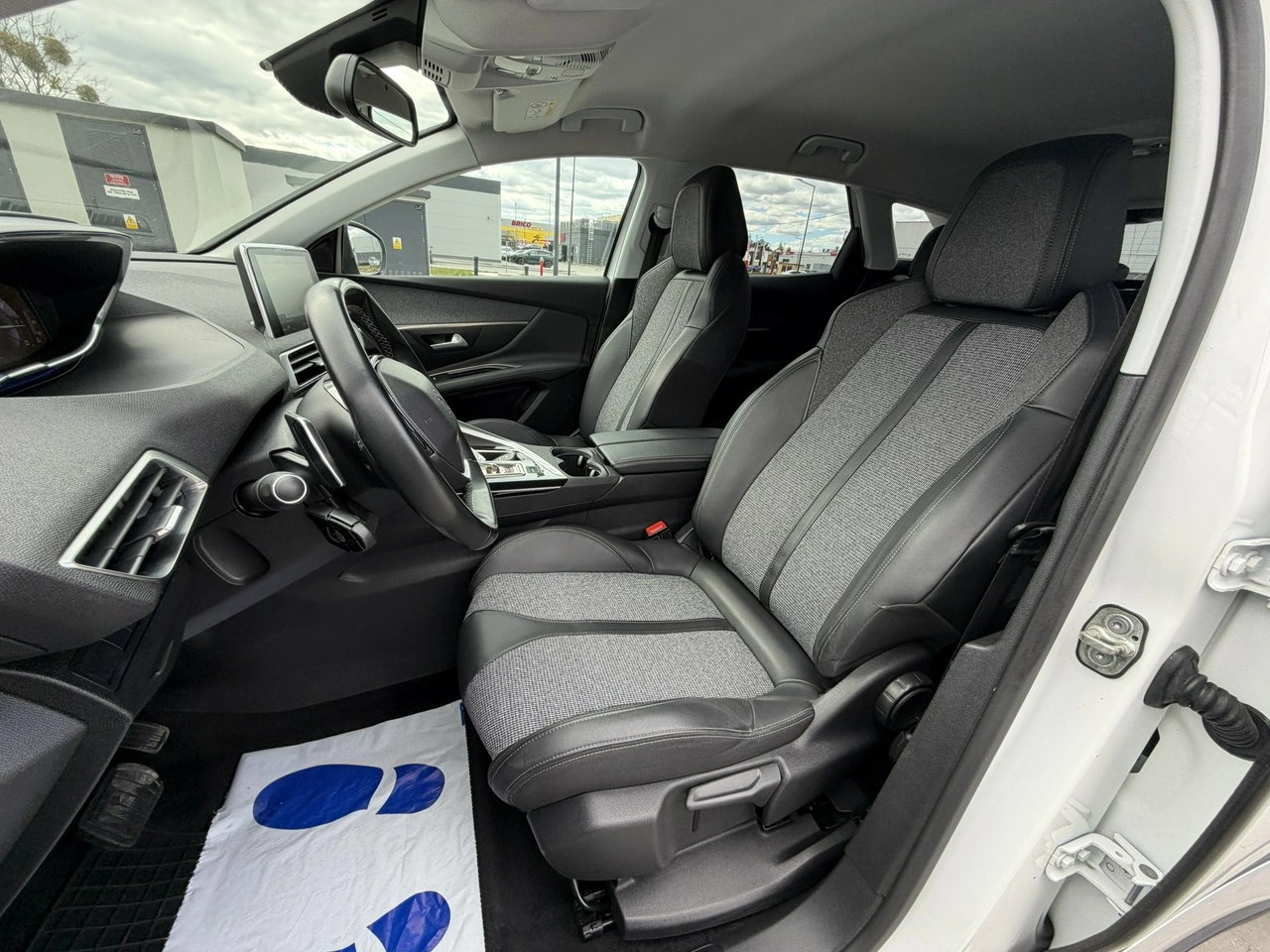 Peugeot 3008 - Zdjęcie 15