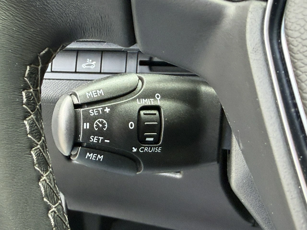 Peugeot 3008 - Zdjęcie 21