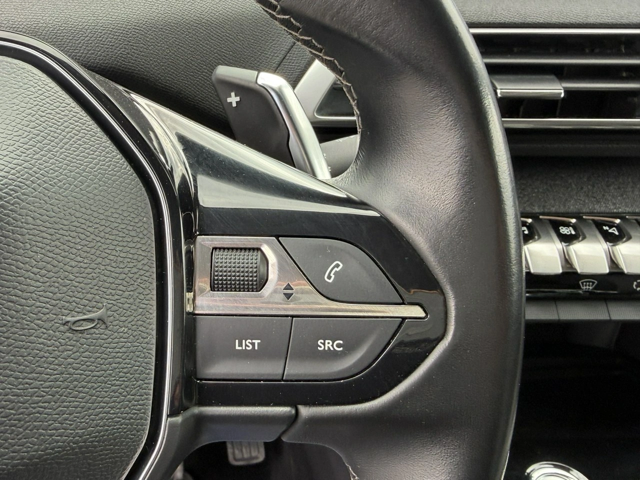 Peugeot 3008 - Zdjęcie 20