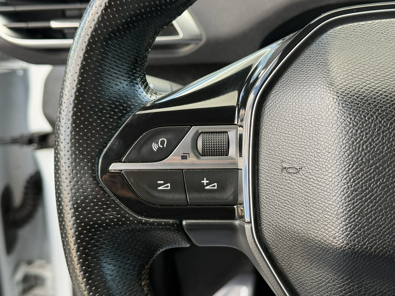 Peugeot 3008 - Zdjęcie 19