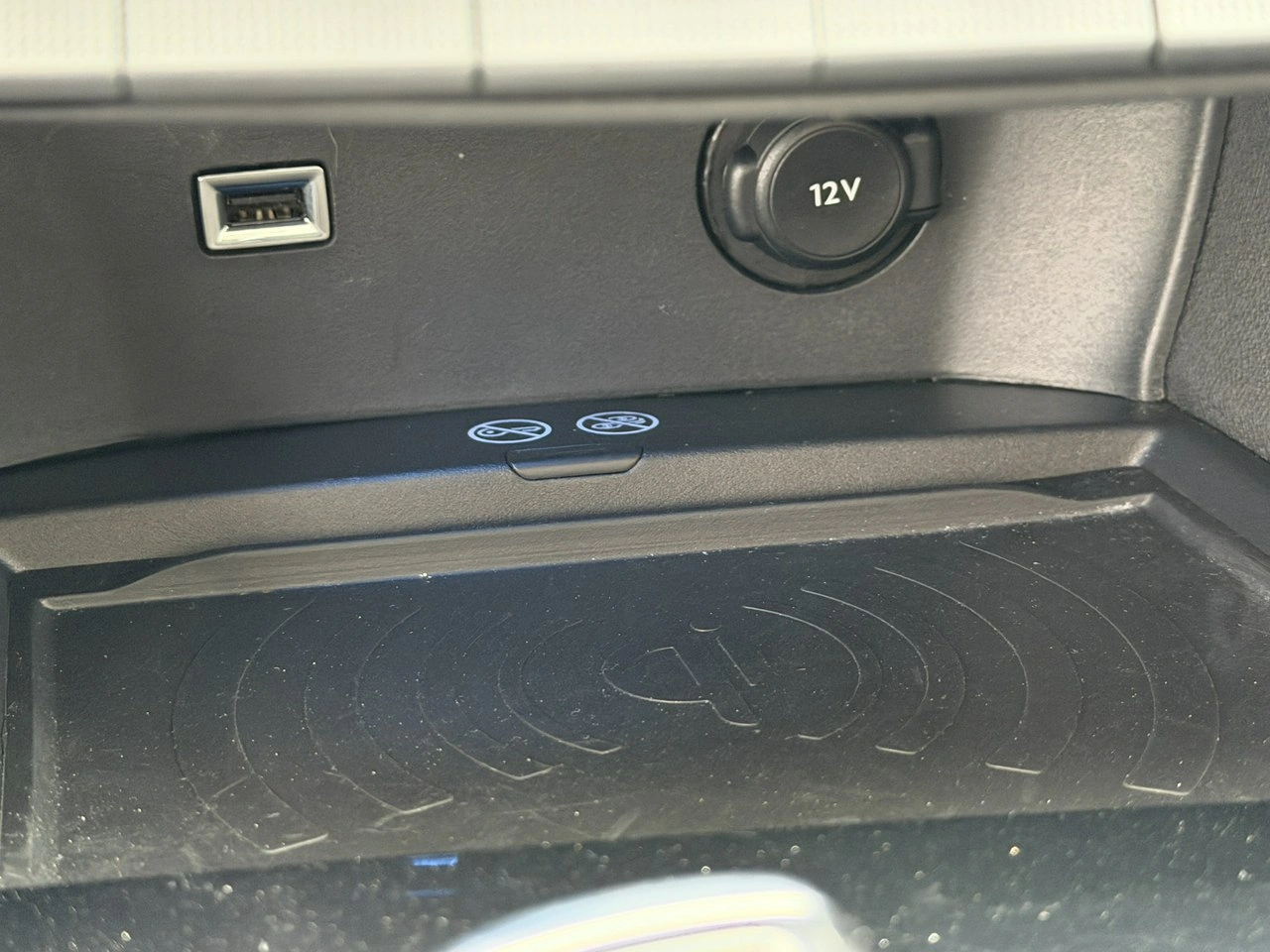 Peugeot 3008 - Zdjęcie 27