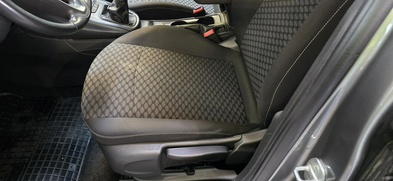 Opel Astra - Zdjęcie 16