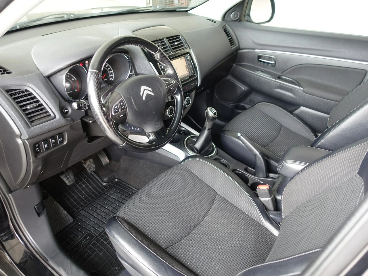 Citroën C4 Aircross - Zdjęcie 13