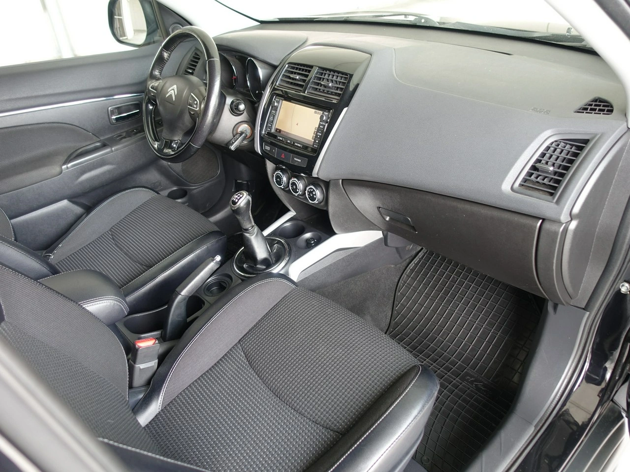 Citroën C4 Aircross - Zdjęcie 19