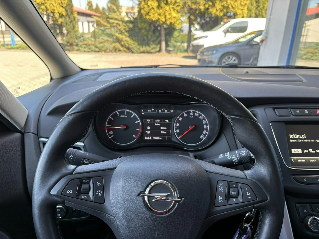 Opel Zafira - Zdjęcie 18