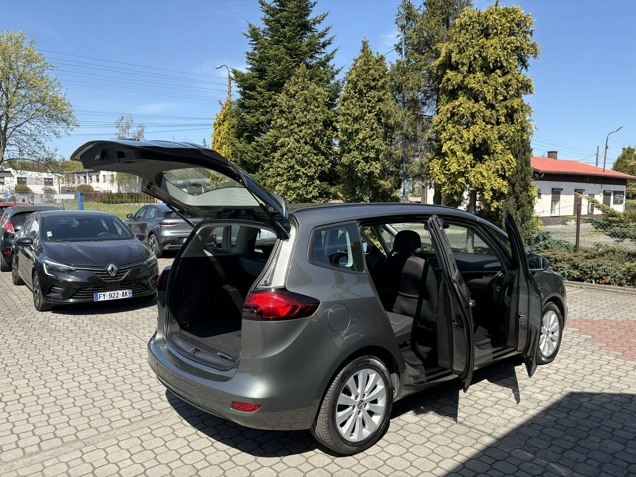 Opel Zafira - Zdjęcie 28