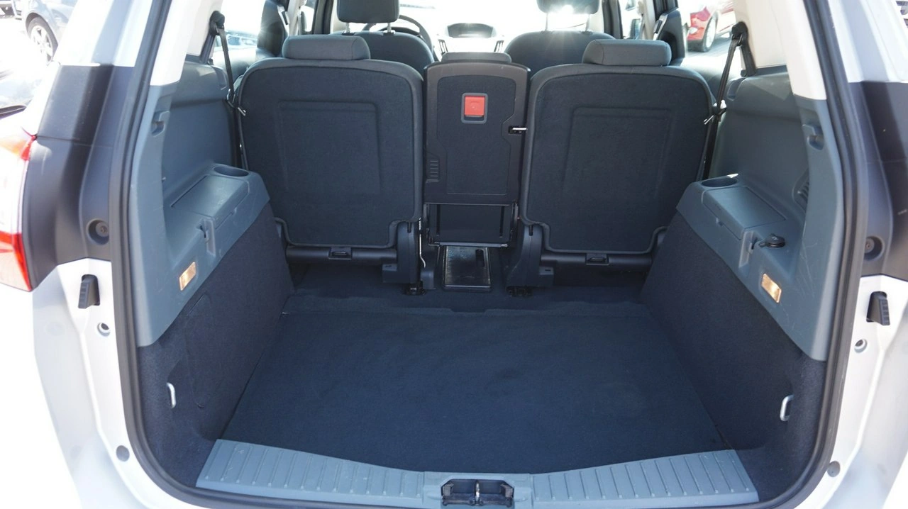 Ford Grand C-MAX - Zdjęcie 11