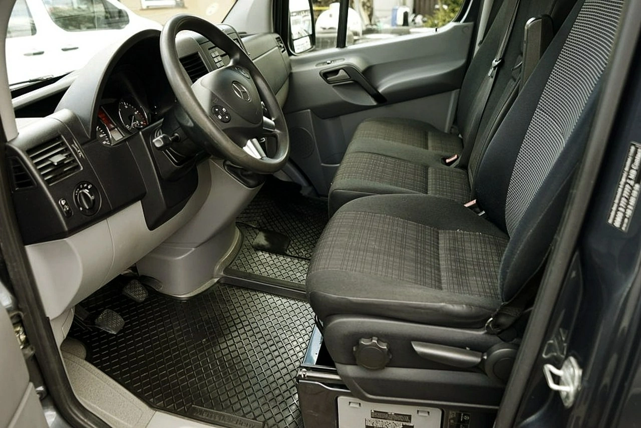 Mercedes Sprinter - Zdjęcie 14