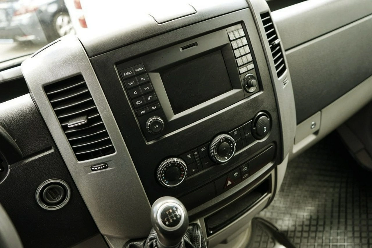 Mercedes Sprinter - Zdjęcie 20