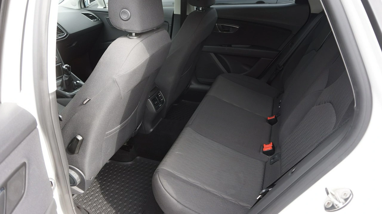 Seat Leon - Zdjęcie 8