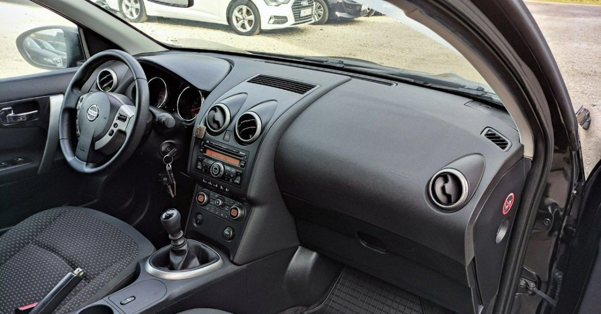 Nissan Qashqai - Zdjęcie 24