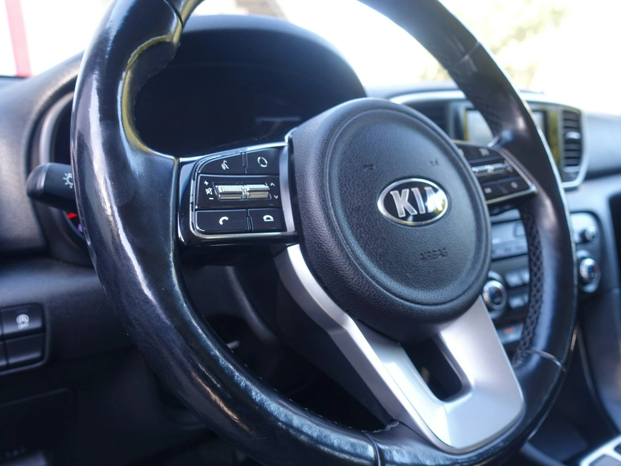 Kia Sportage - Zdjęcie 17