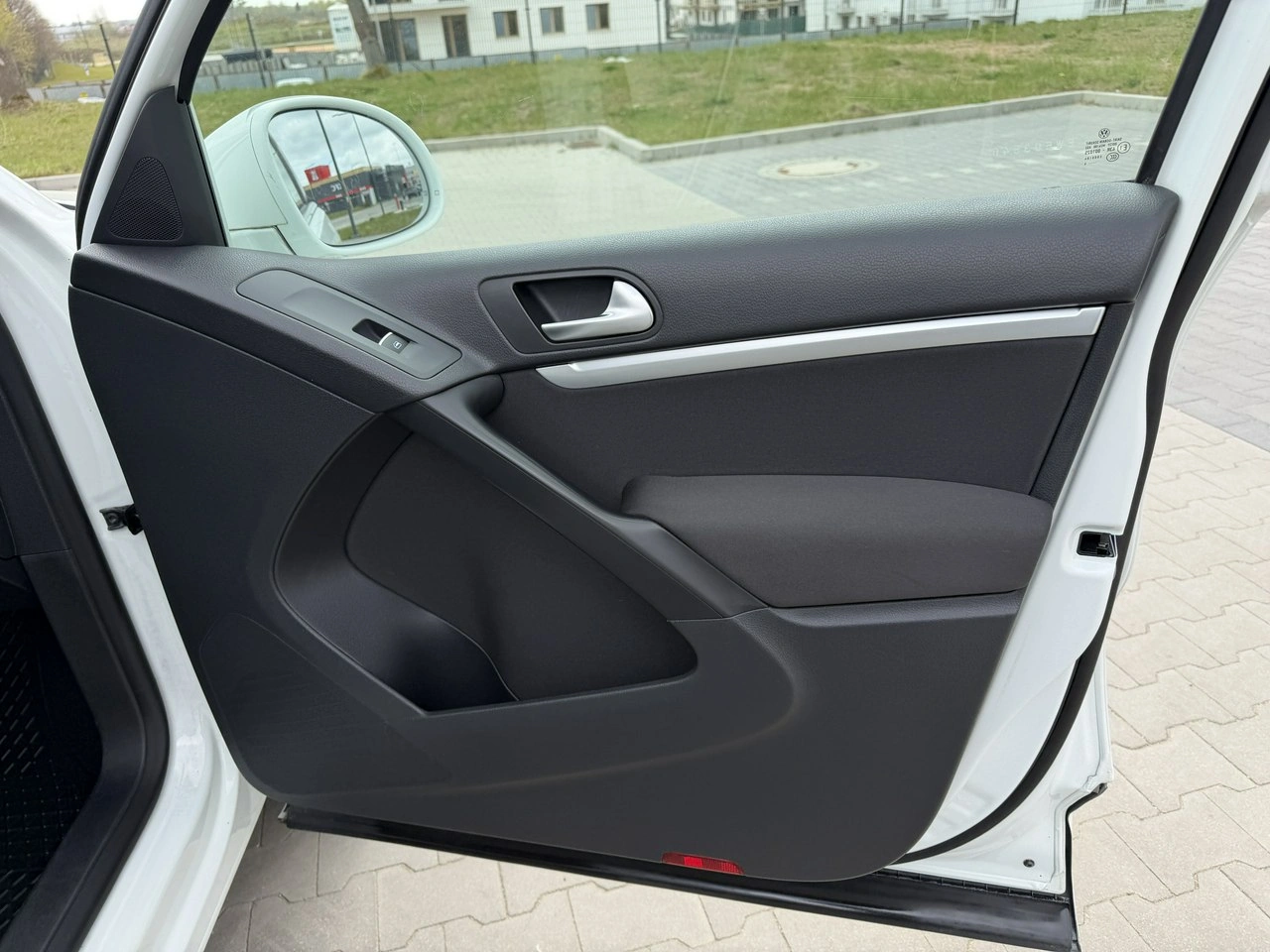 Volkswagen Tiguan - Zdjęcie 33