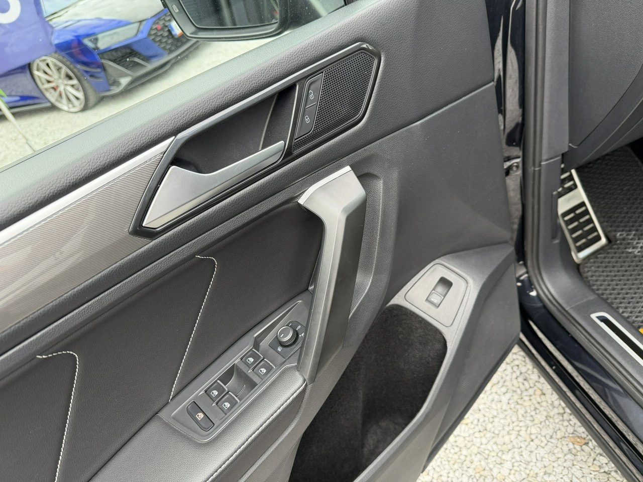 Volkswagen Tiguan Allspace - Zdjęcie 12