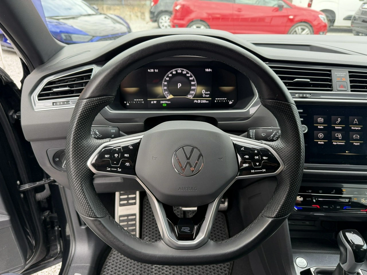 Volkswagen Tiguan Allspace - Zdjęcie 15
