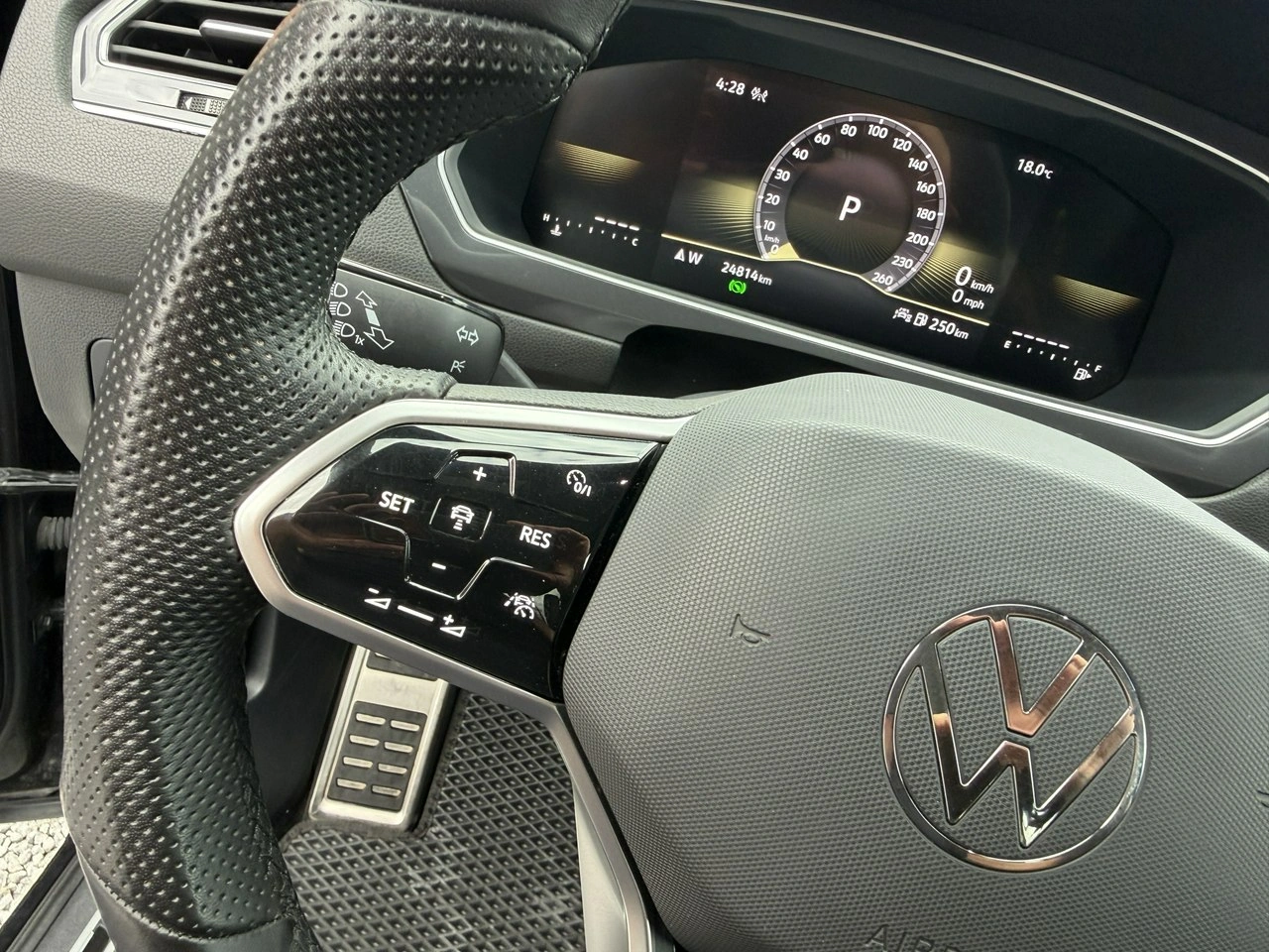 Volkswagen Tiguan Allspace - Zdjęcie 16