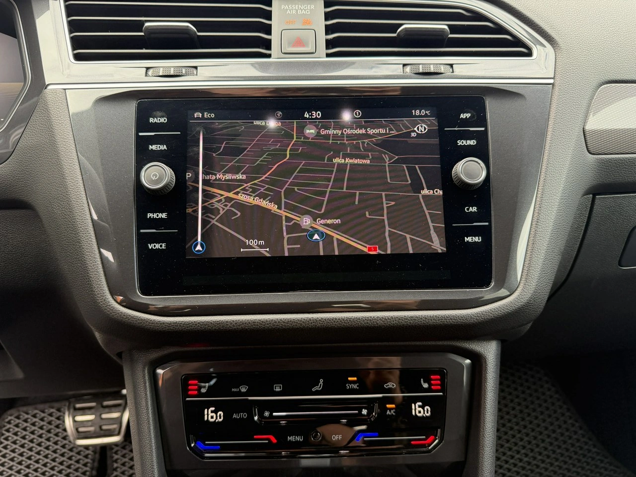 Volkswagen Tiguan Allspace - Zdjęcie 22