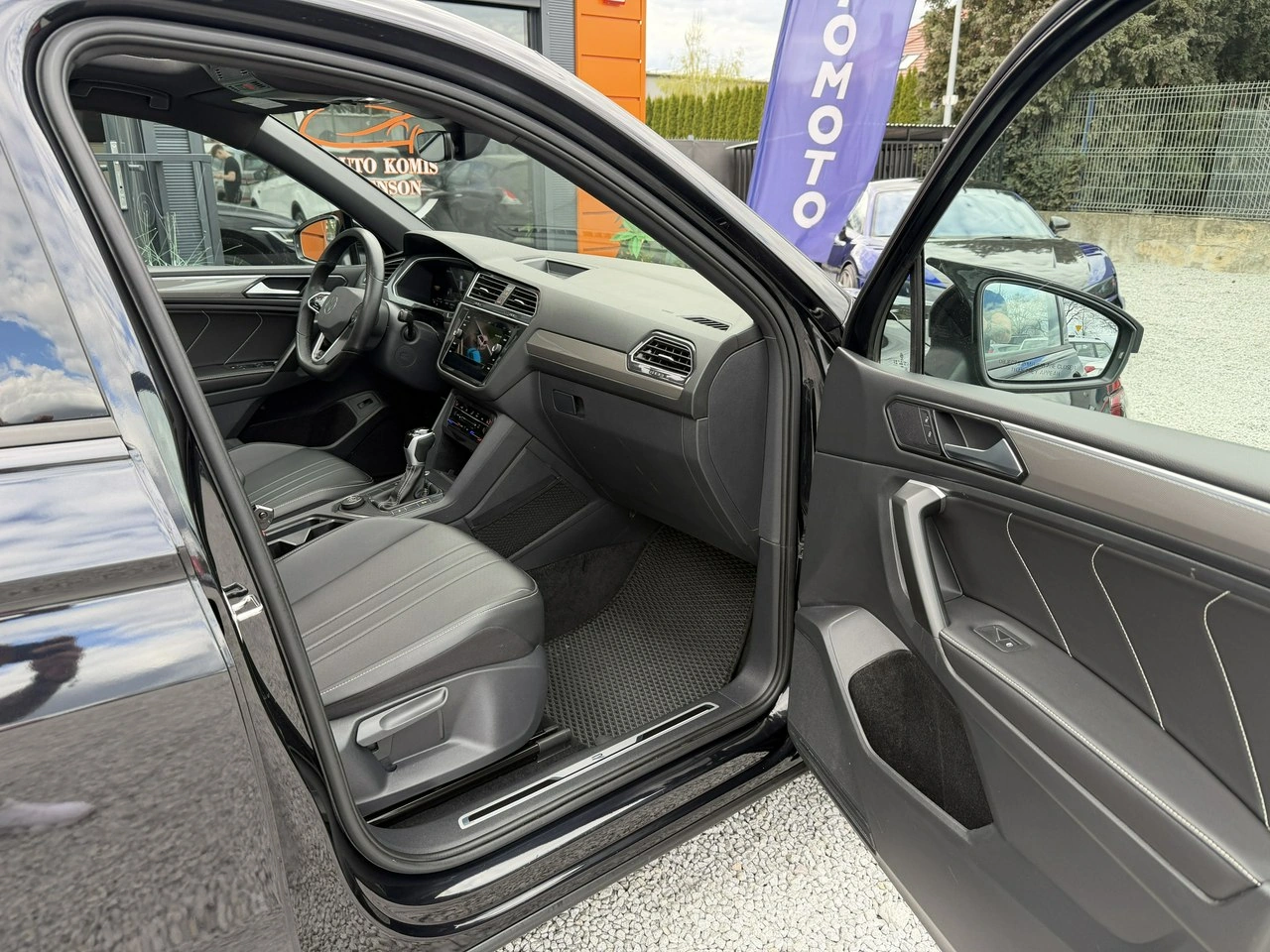 Volkswagen Tiguan Allspace - Zdjęcie 24