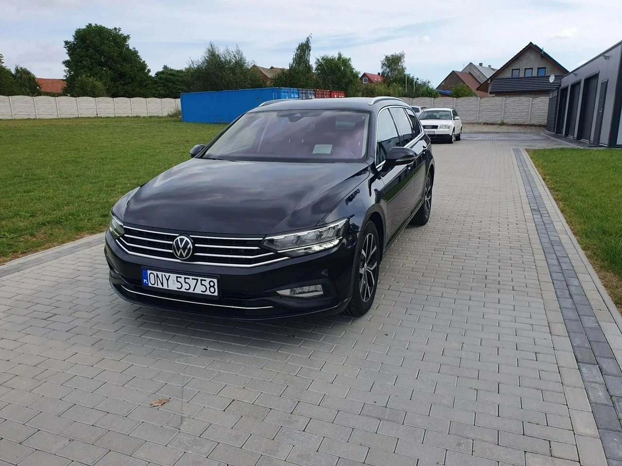 Volkswagen Passat - Zdjęcie 1