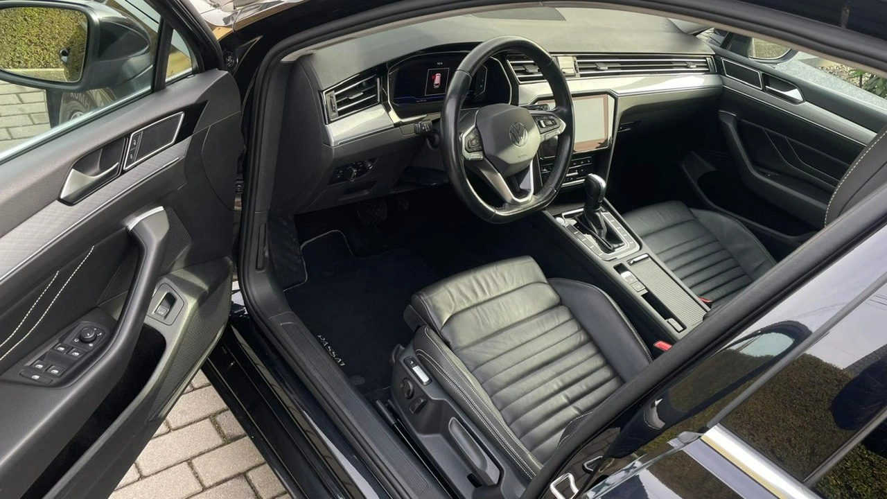 Volkswagen Passat - Zdjęcie 10