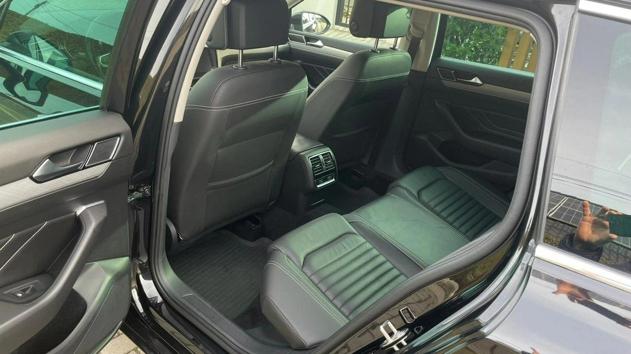Volkswagen Passat - Zdjęcie 11