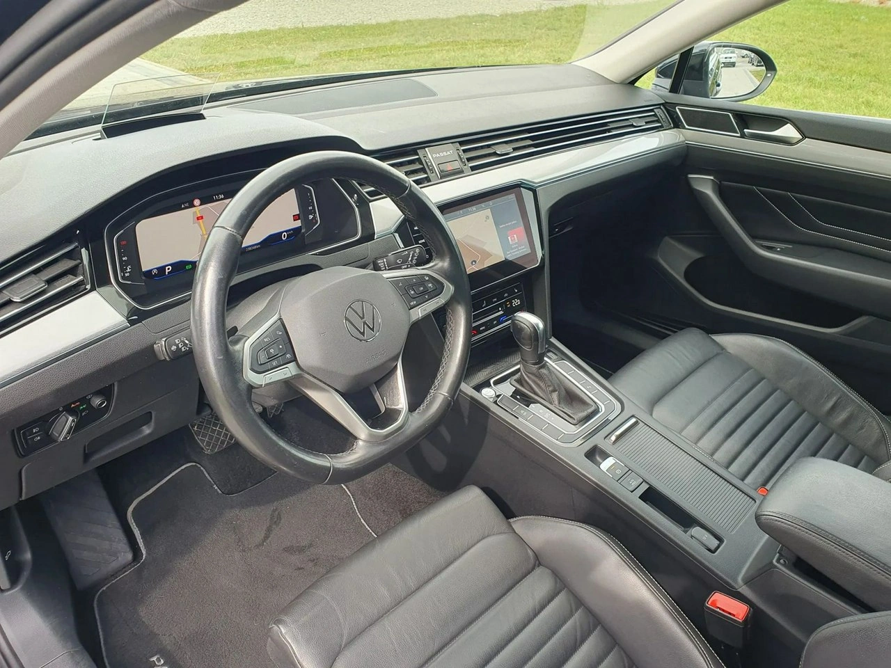 Volkswagen Passat - Zdjęcie 16