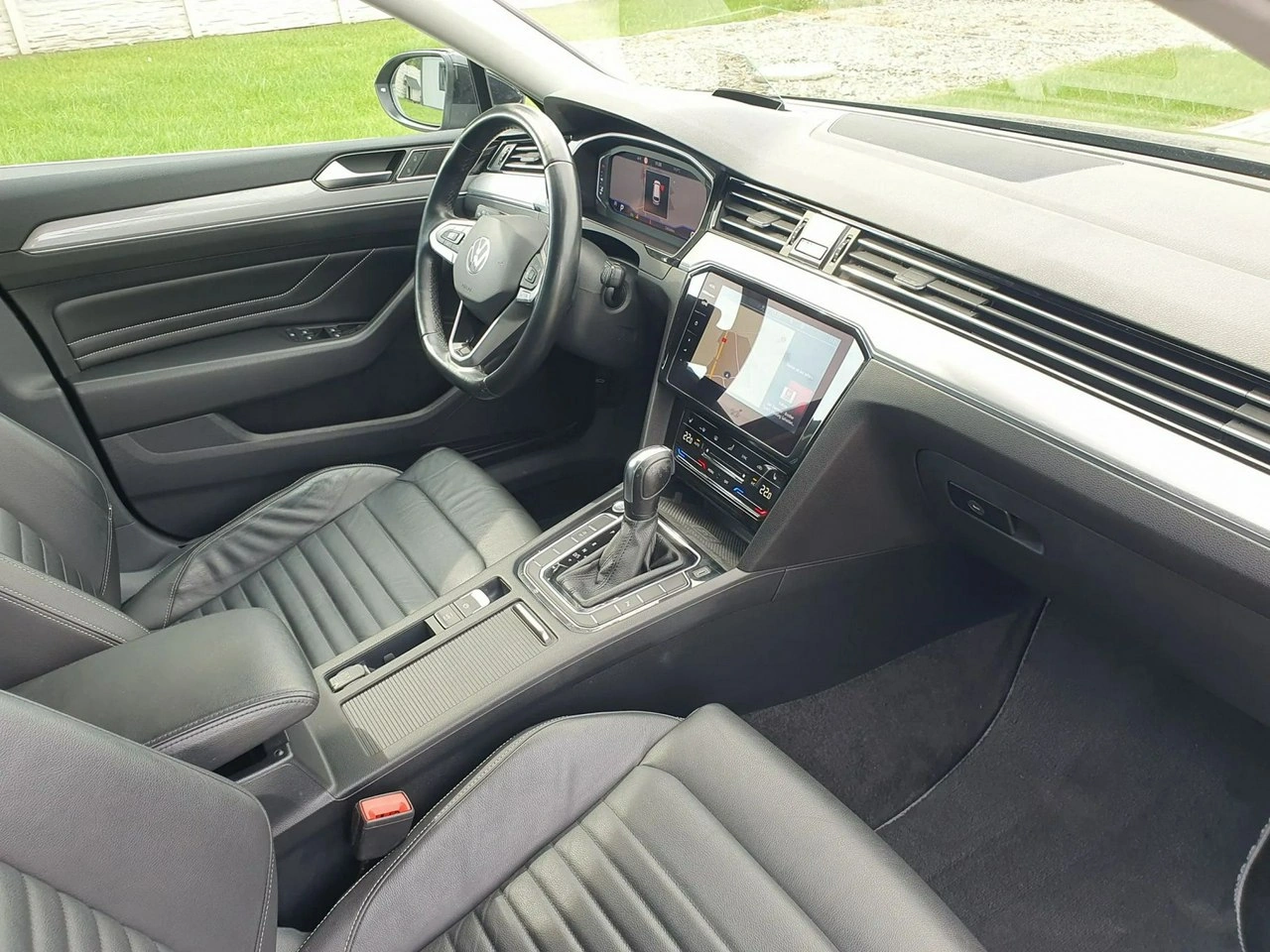 Volkswagen Passat - Zdjęcie 21