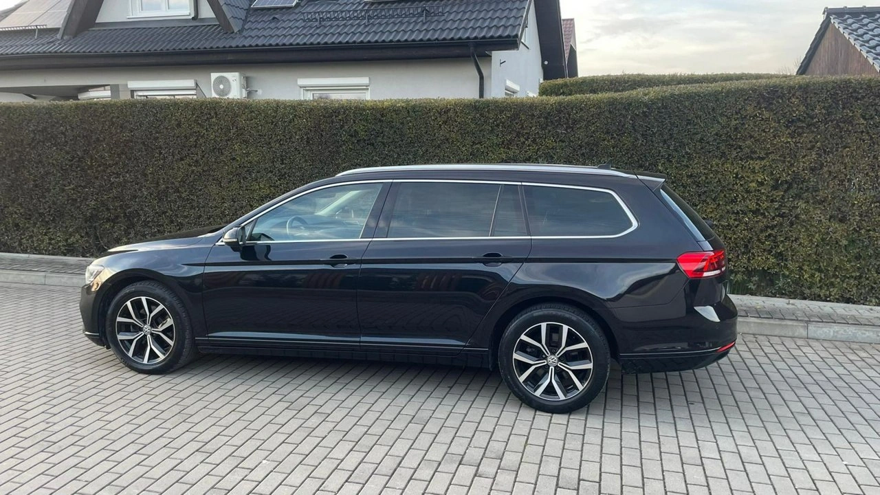 Volkswagen Passat - Zdjęcie 1