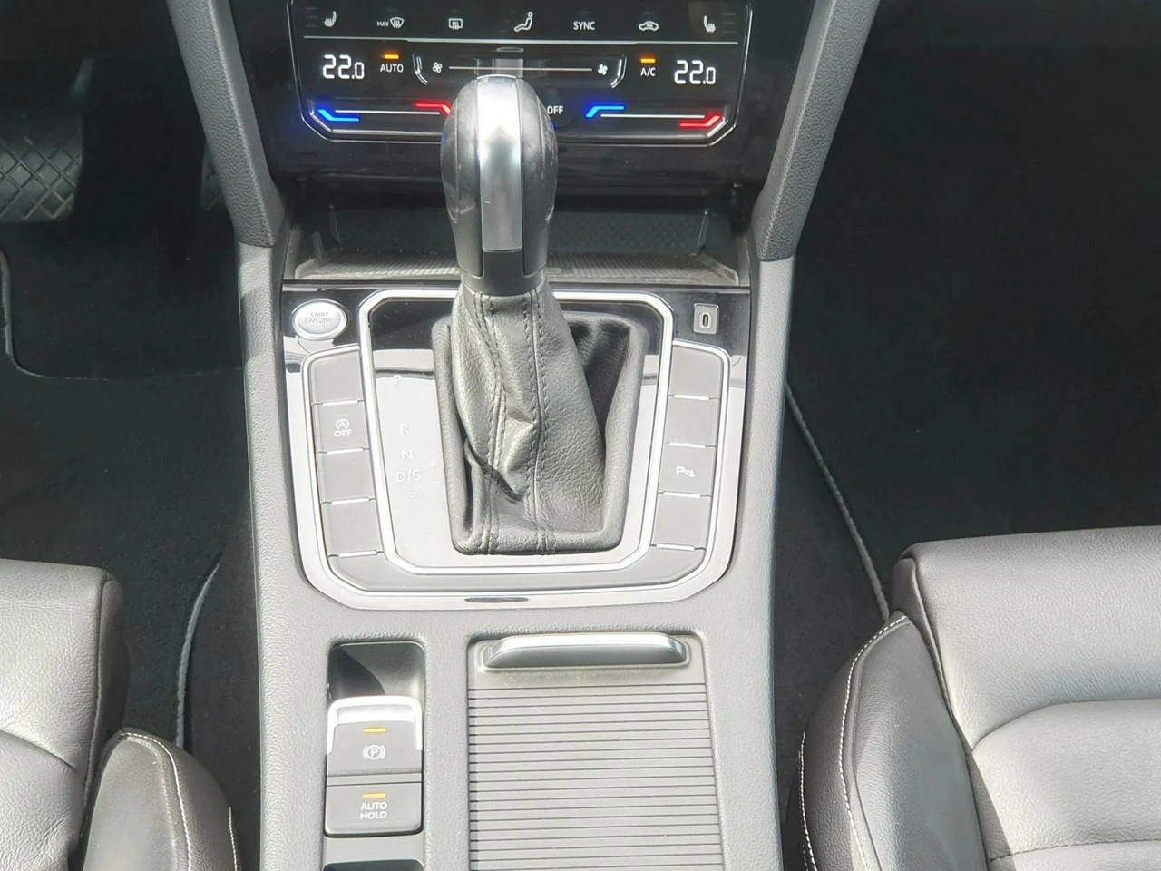 Volkswagen Passat - Zdjęcie 33