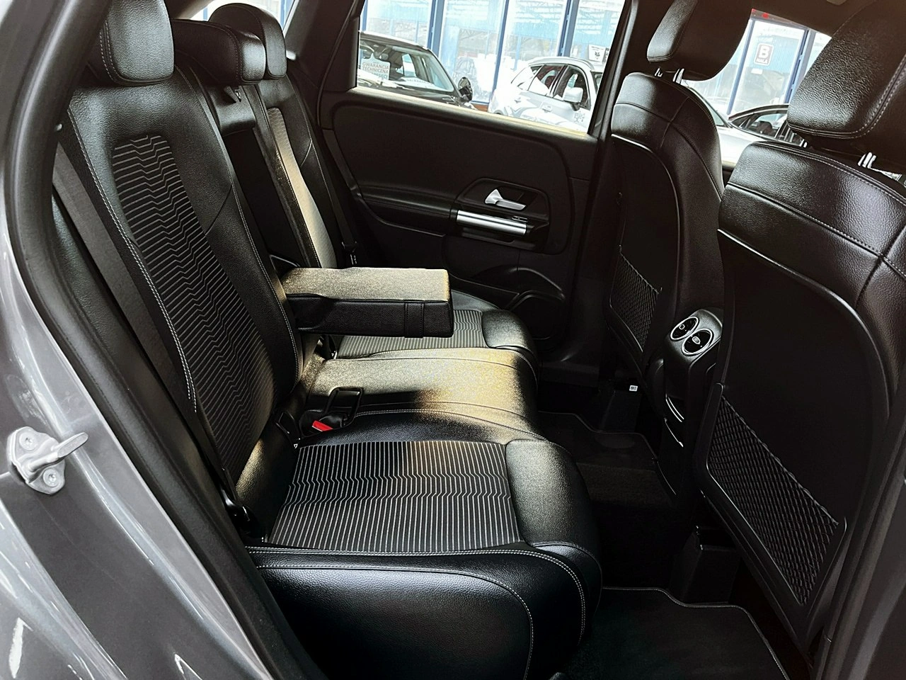 Mercedes B 180 - Zdjęcie 11